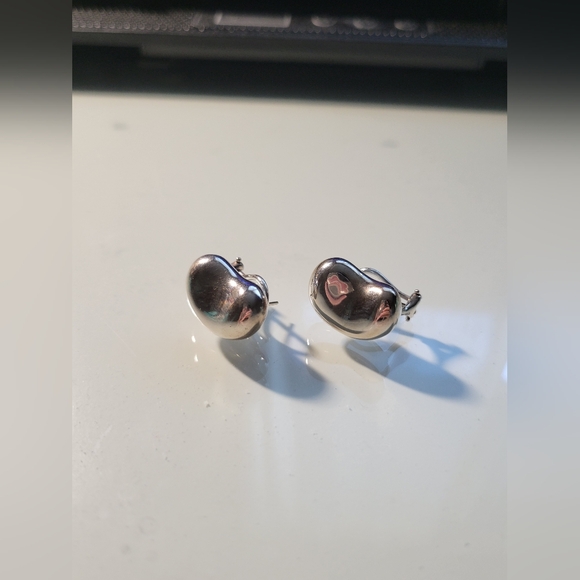 Authentic Tiffany & Co. 925 silver Vintage Rare Large Bean Earring - Picture 2 of 6